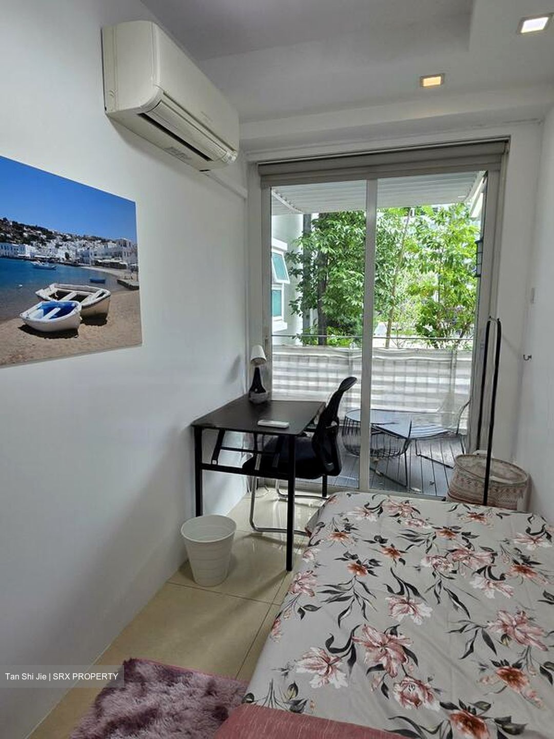 The Esparis (D18), Condominium #460526011